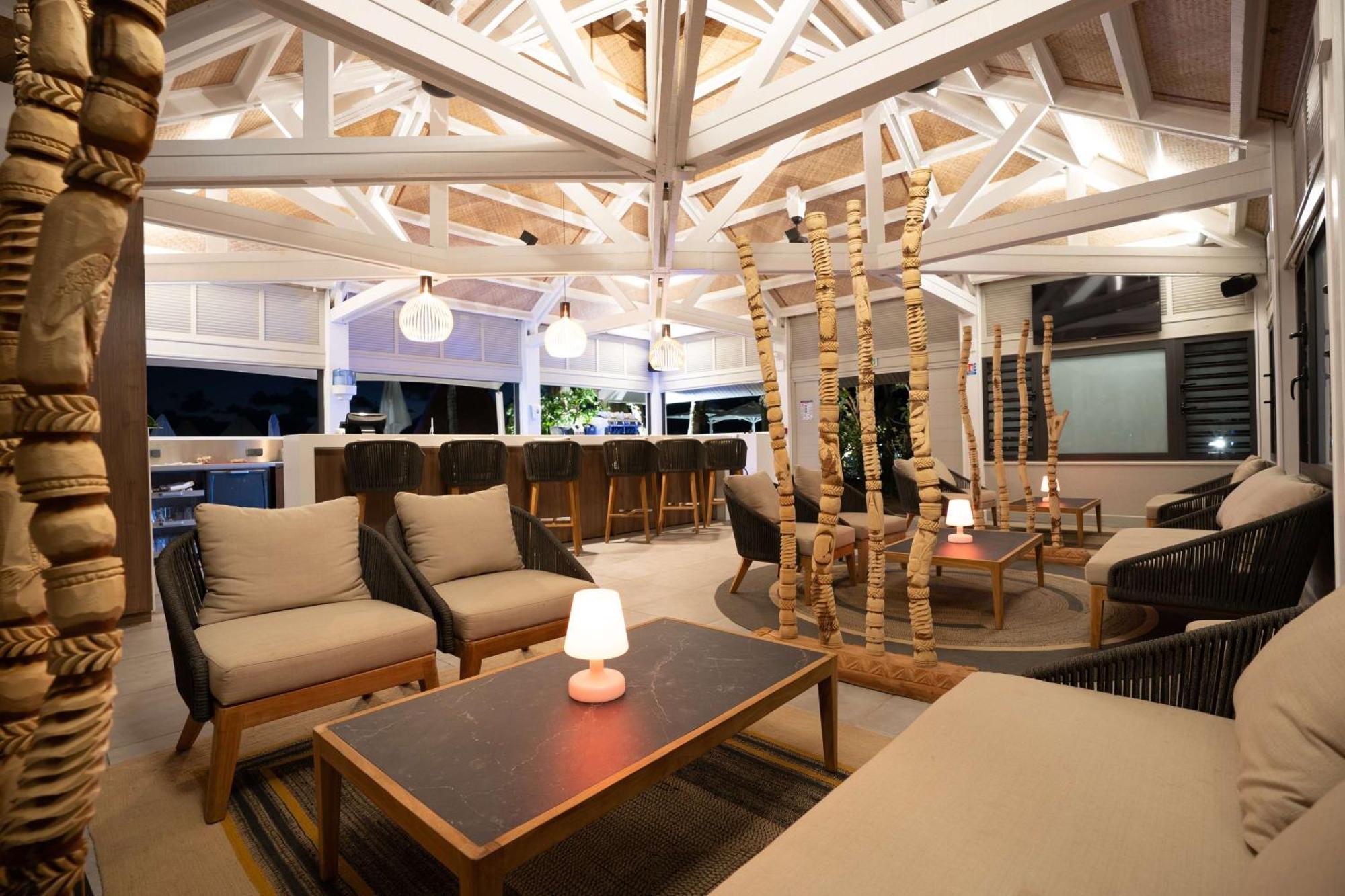 Doubletree By Hilton Noumea Ilot Maitre Resort Exterior photo