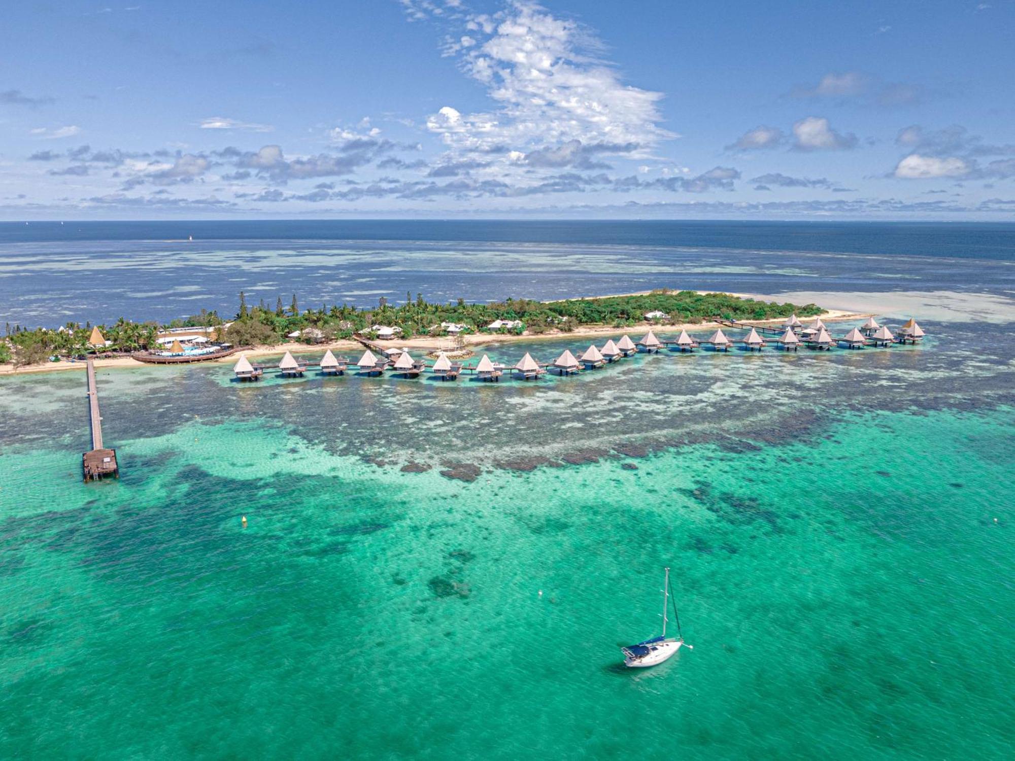 Doubletree By Hilton Noumea Ilot Maitre Resort Exterior photo